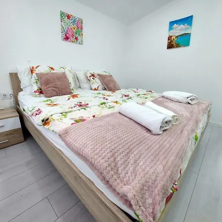 Appartement Vila Nejra1 Sa Bazenom *