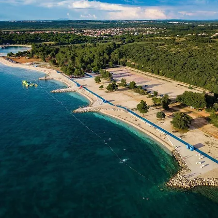 Vila Nejra1 Sa Bazenom