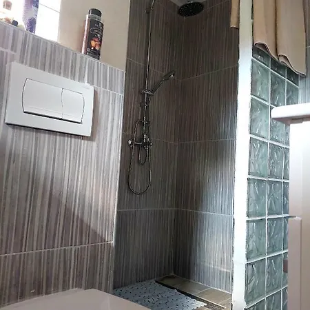Vila Nejra1 Sa Bazenom * Pula